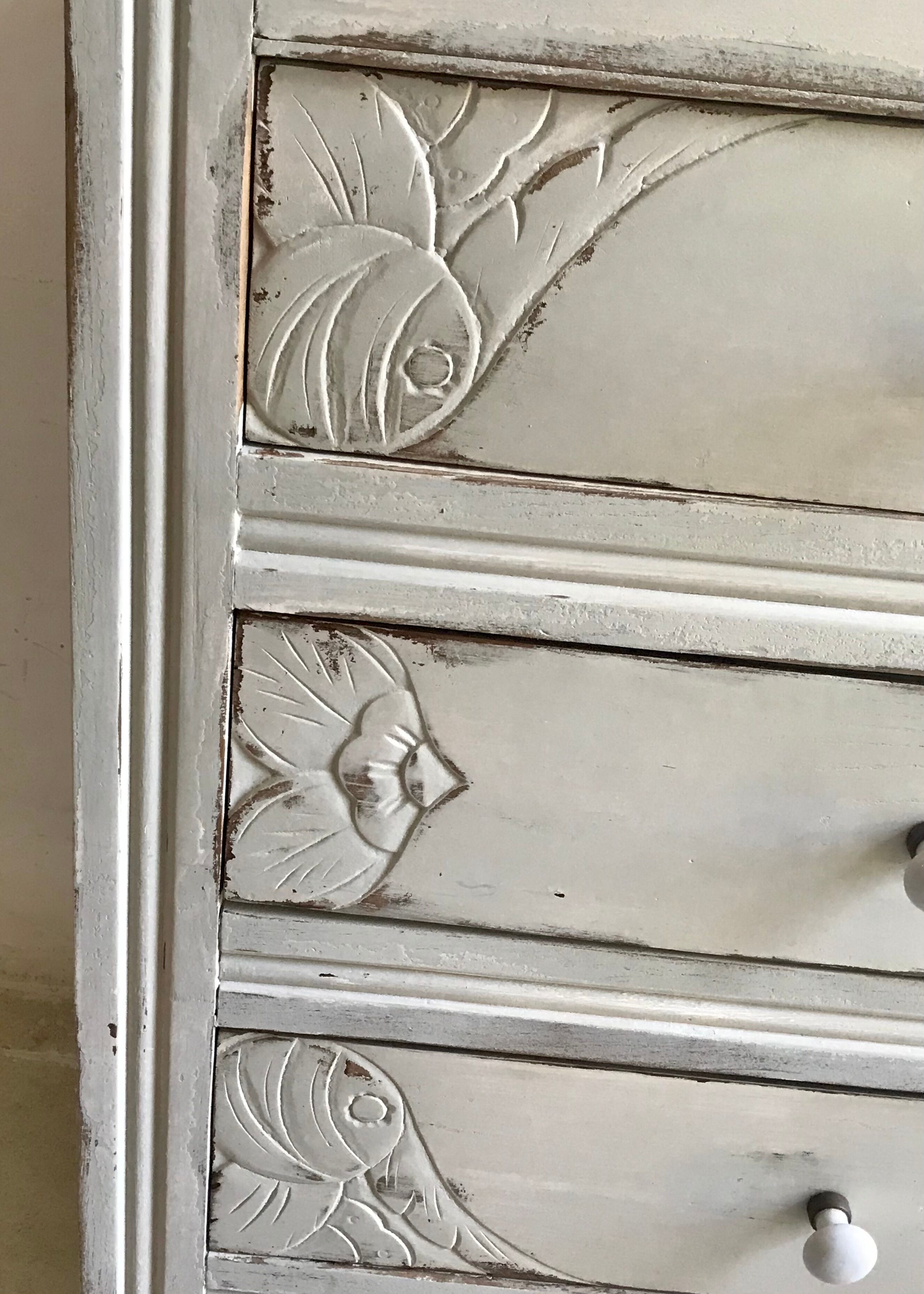 Art Deco chest of drawers