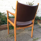 Wegner armchairs, model JH 513