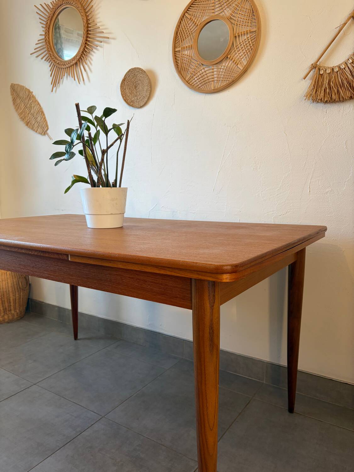Danish table from the 1960s (very large when extended)