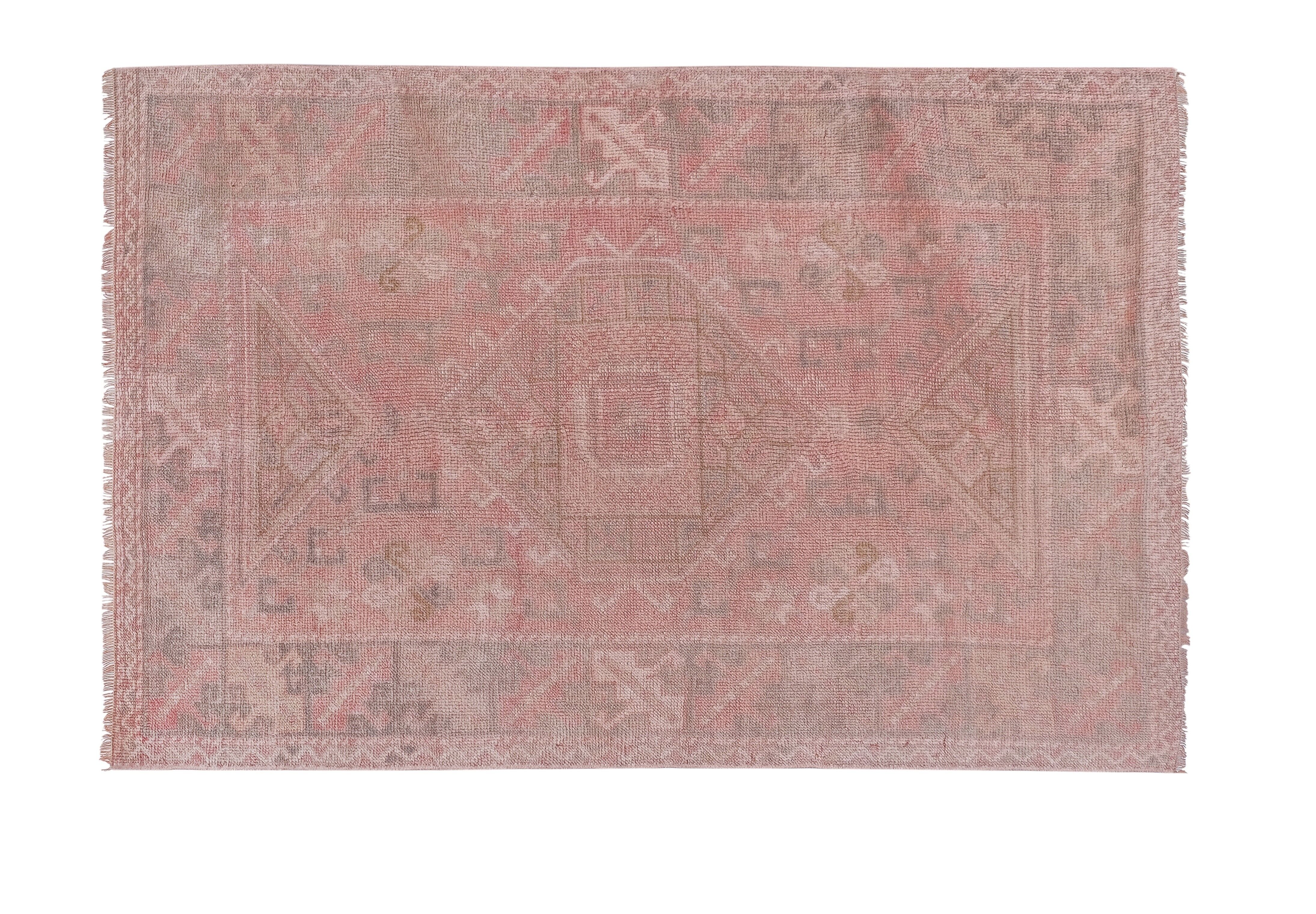 Vintage Turkish rug from Oushak, handwoven 120x187 cm