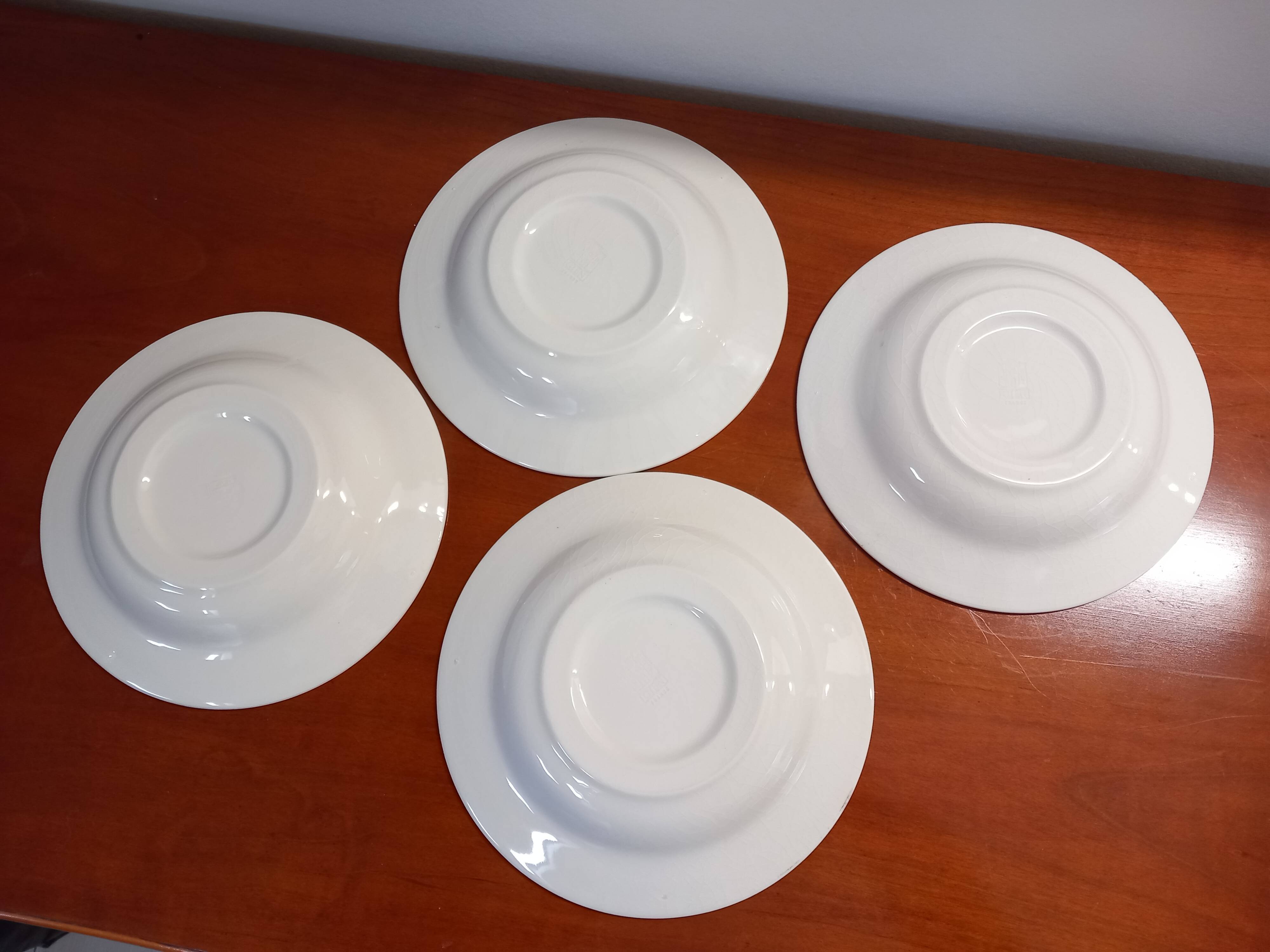 Set of 4 deep plates, Gien earthenware.