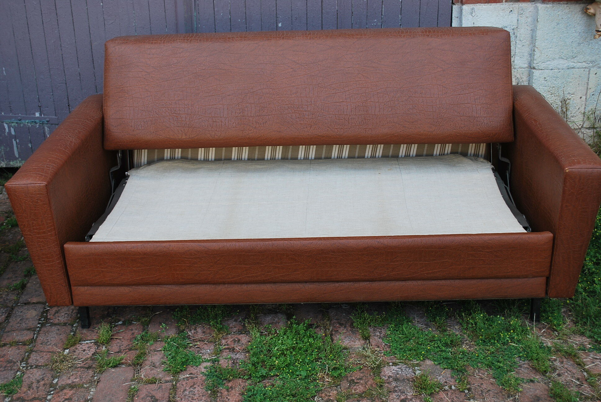 Sofa and two vintage armchairs