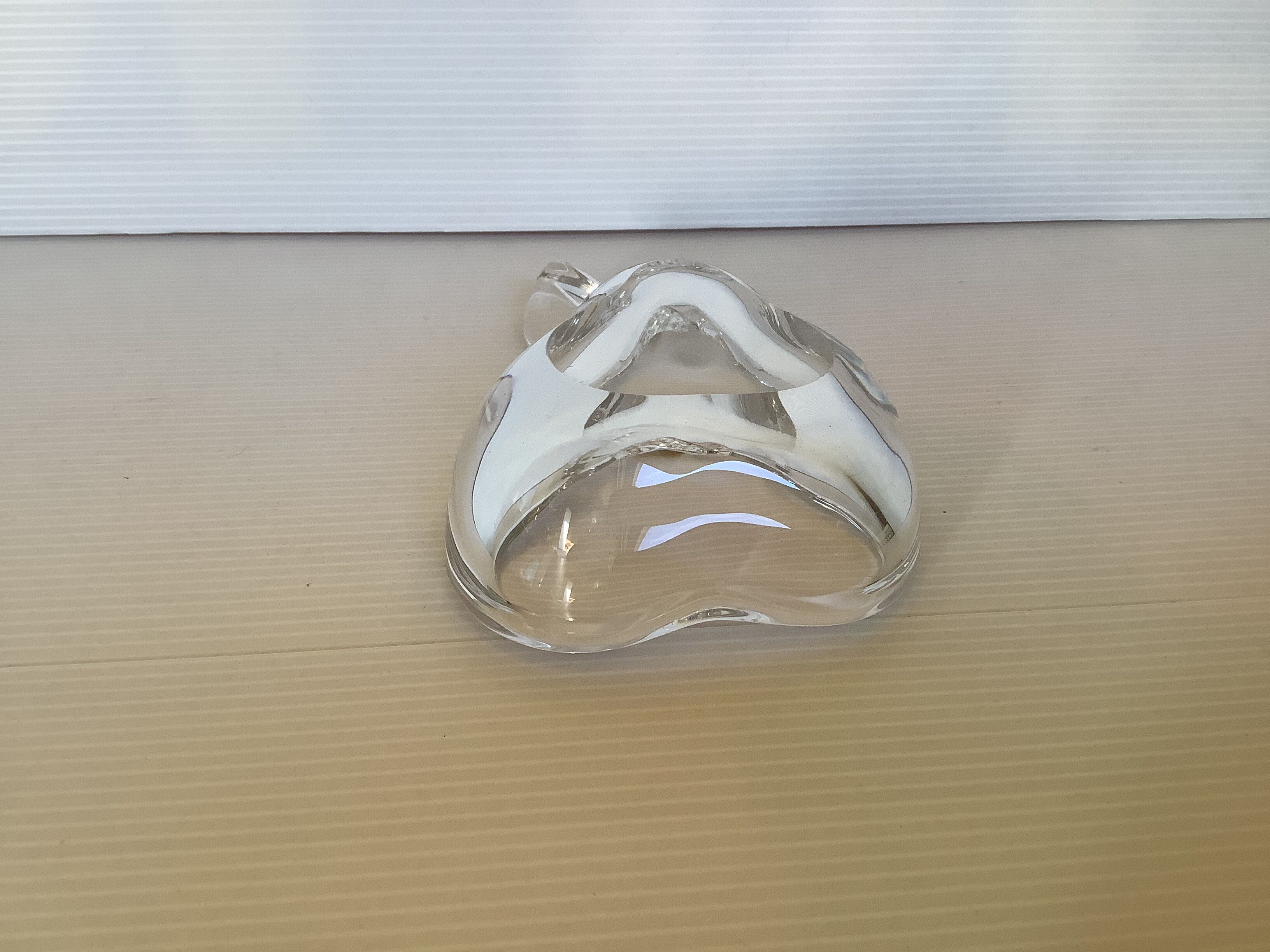 Crystal pear-shaped ashtray and pocket tray Vannes le Chatel