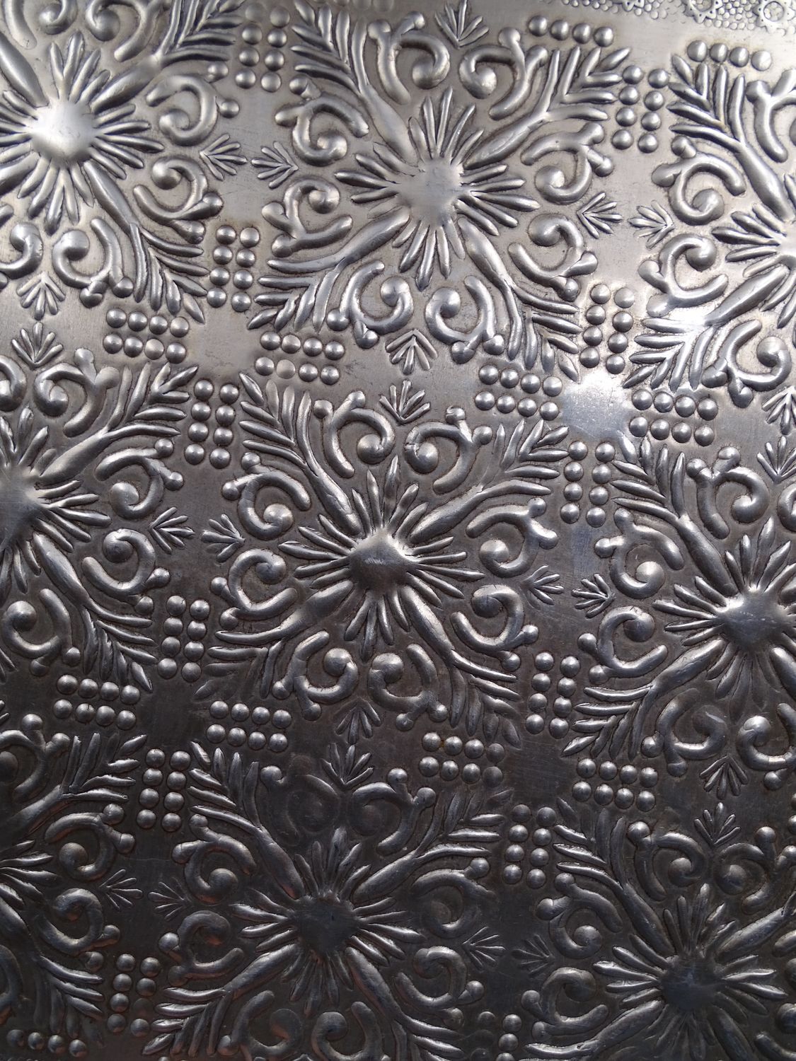 Large flat bottom or aluminum flat rest - Repulsed décor