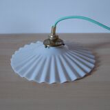 Opaline wave suspension