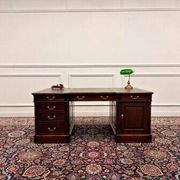 Bureau partenaire anglais classique en cuir vert