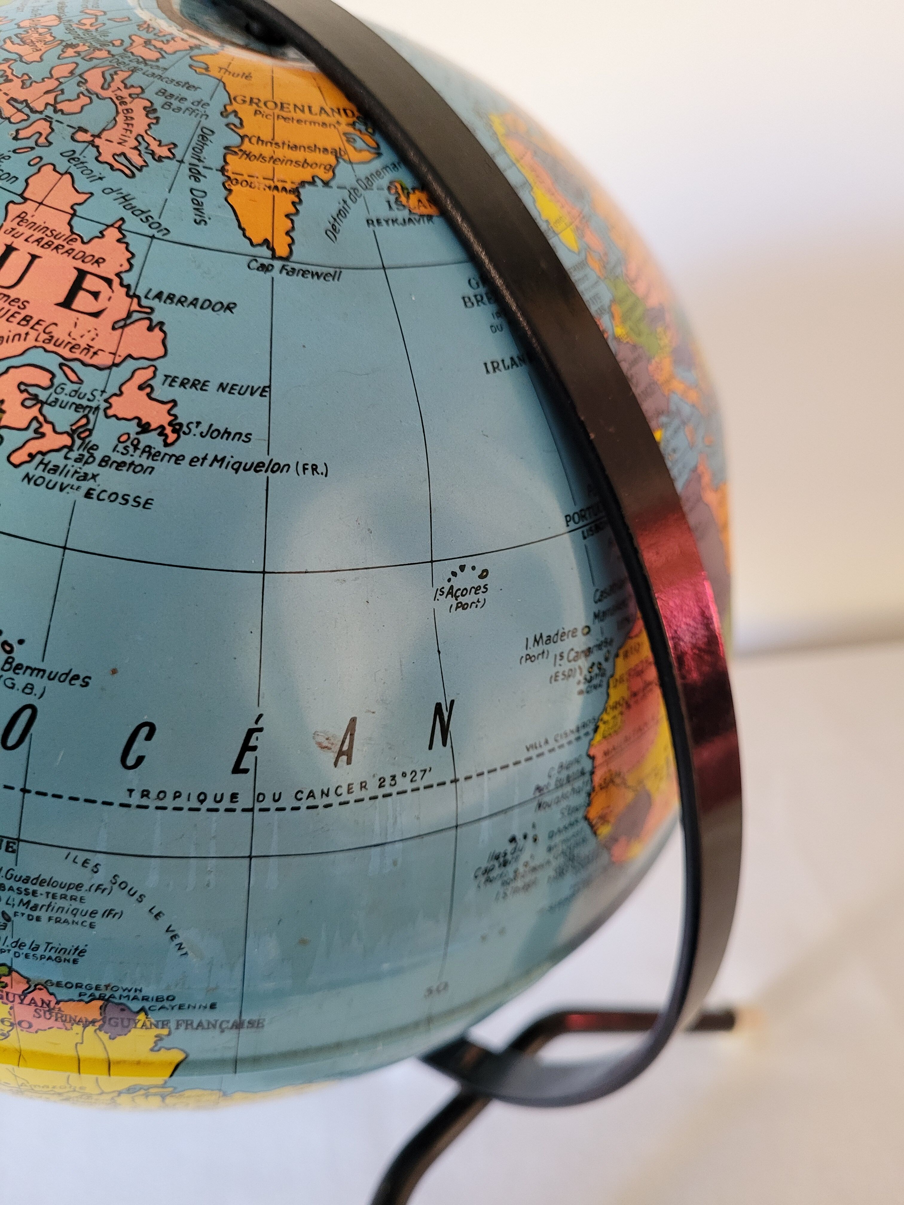 Globe metal maps Taride