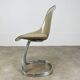 4 chaises par Michel Charron, 1970, plexiglas et aluminium