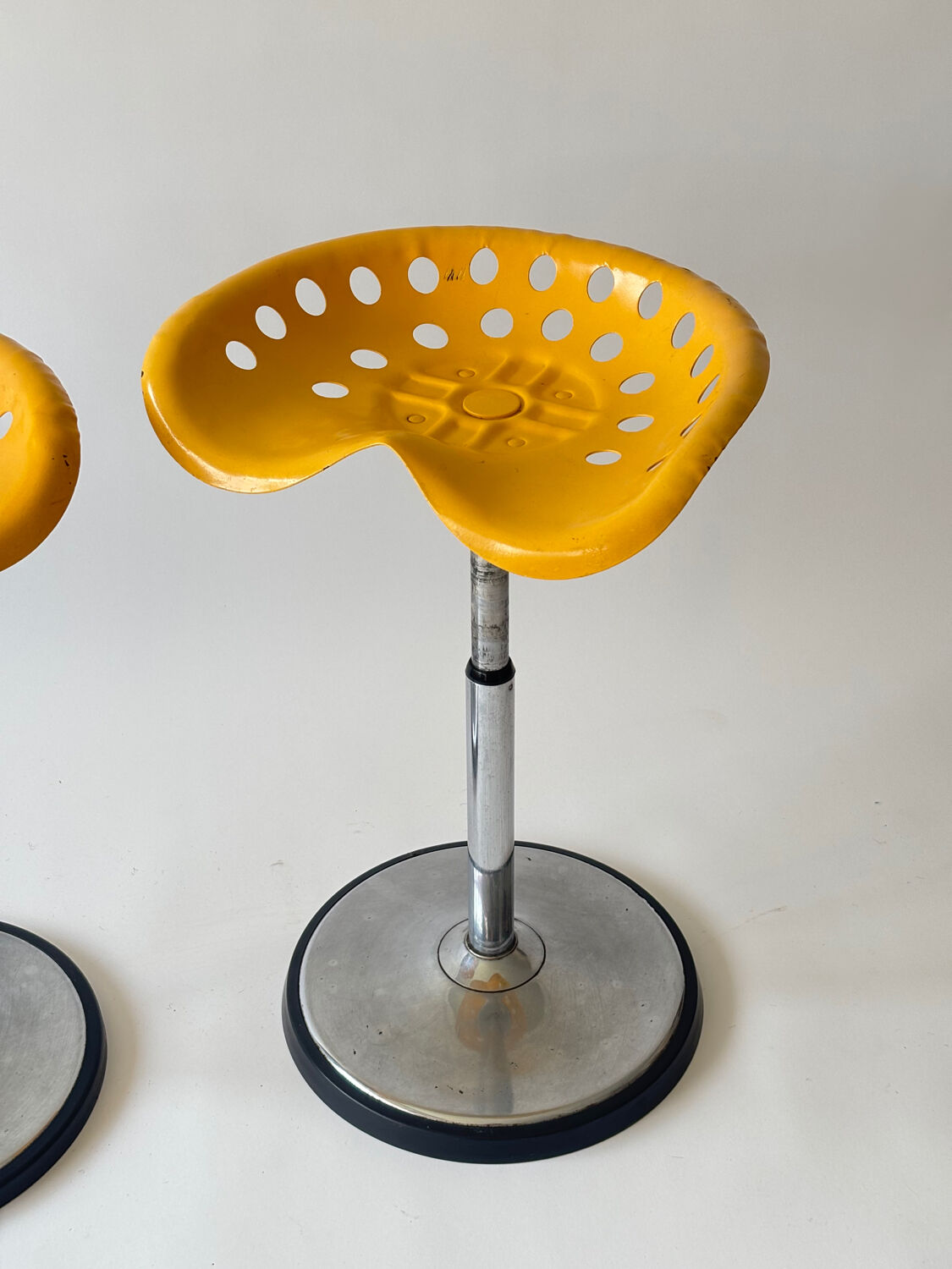 Tabourets Faucheuse par Étienne Fermigier pour Mirima 1970