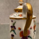 Selfish porcelain teapot Old Paris floral decoration polychrome and gold nineteenth