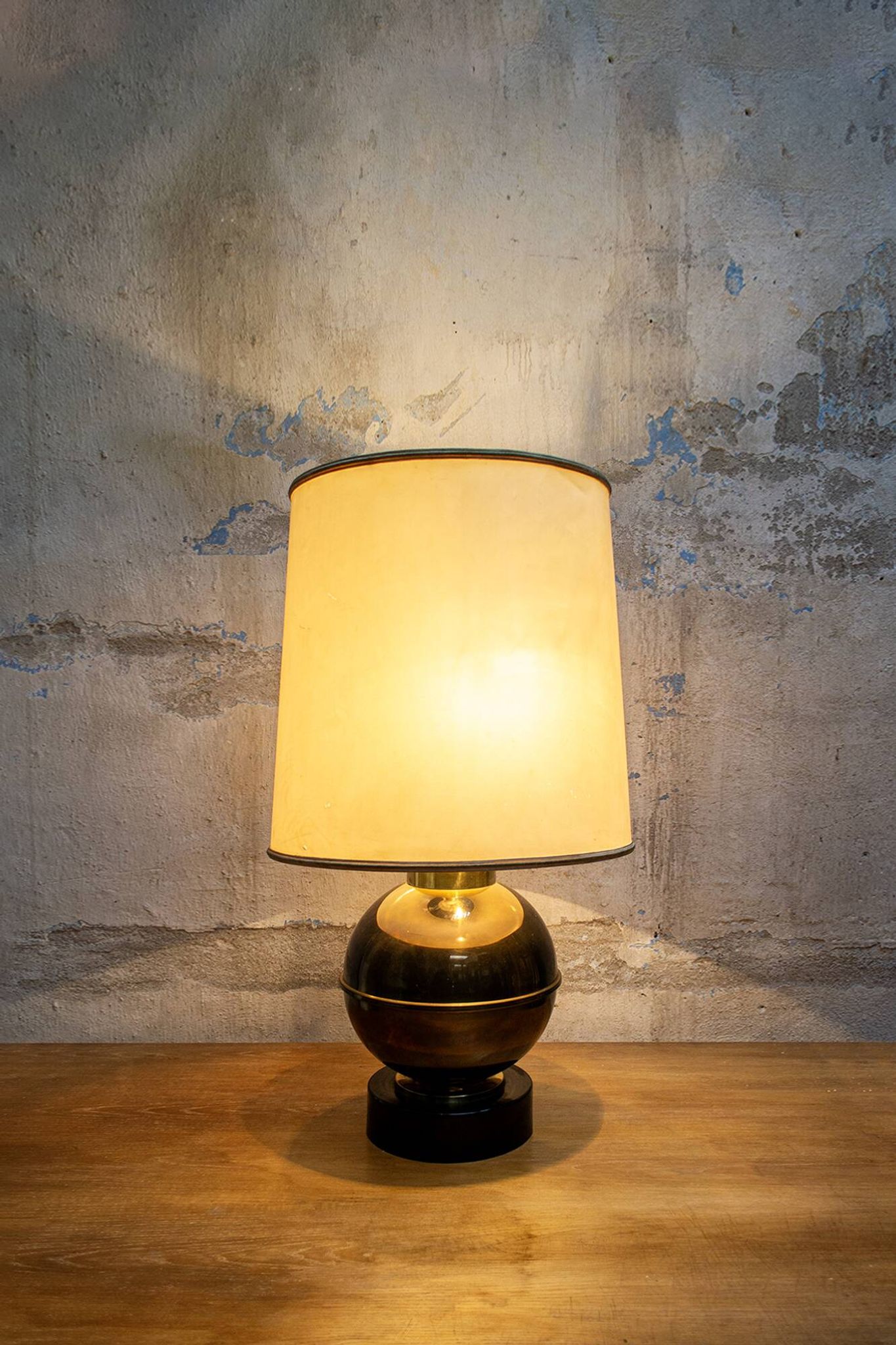 Lampada in ottone e smalto Italia Anni '40