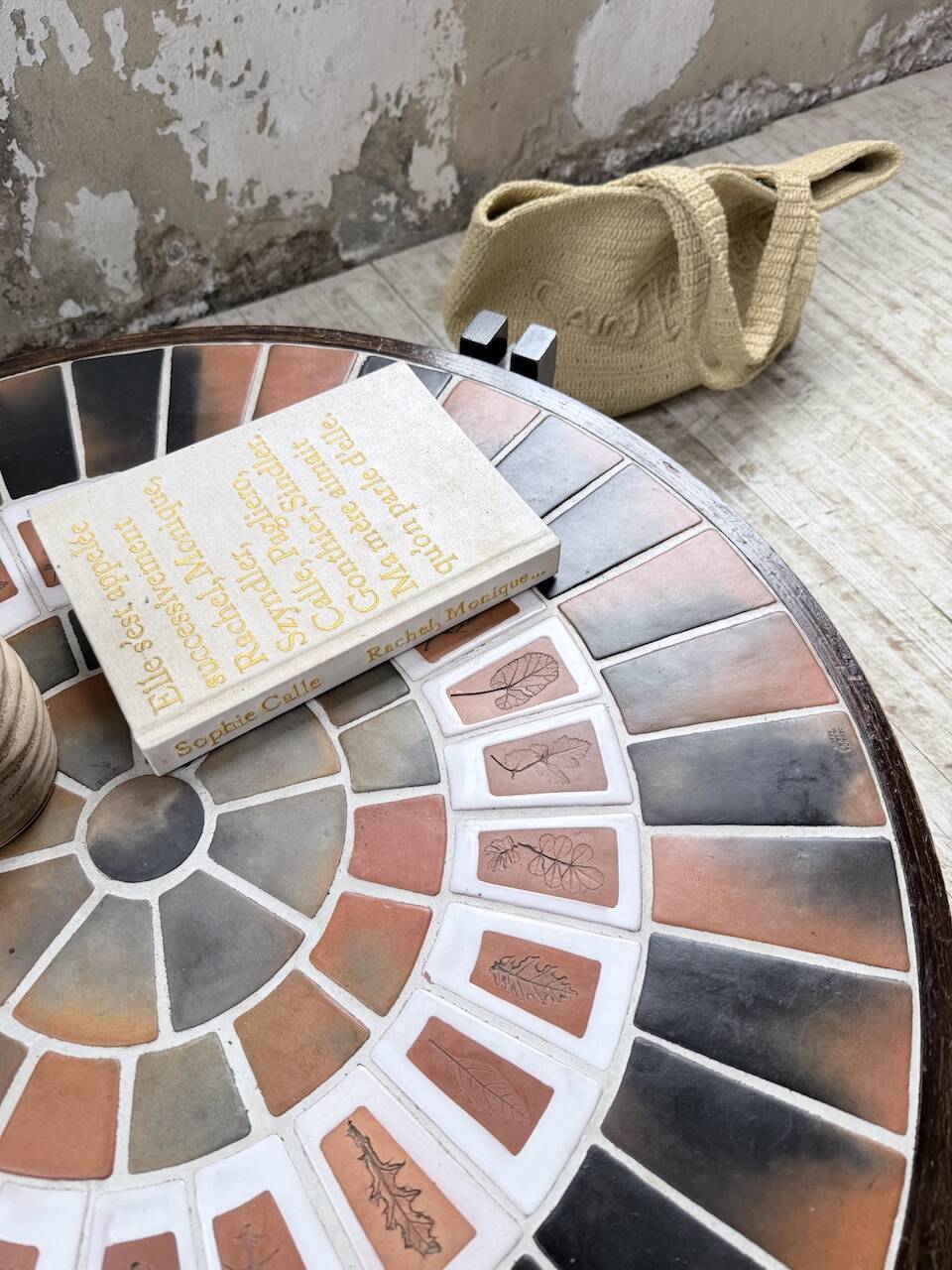 Round coffee table Roger Capron herbarium terracotta