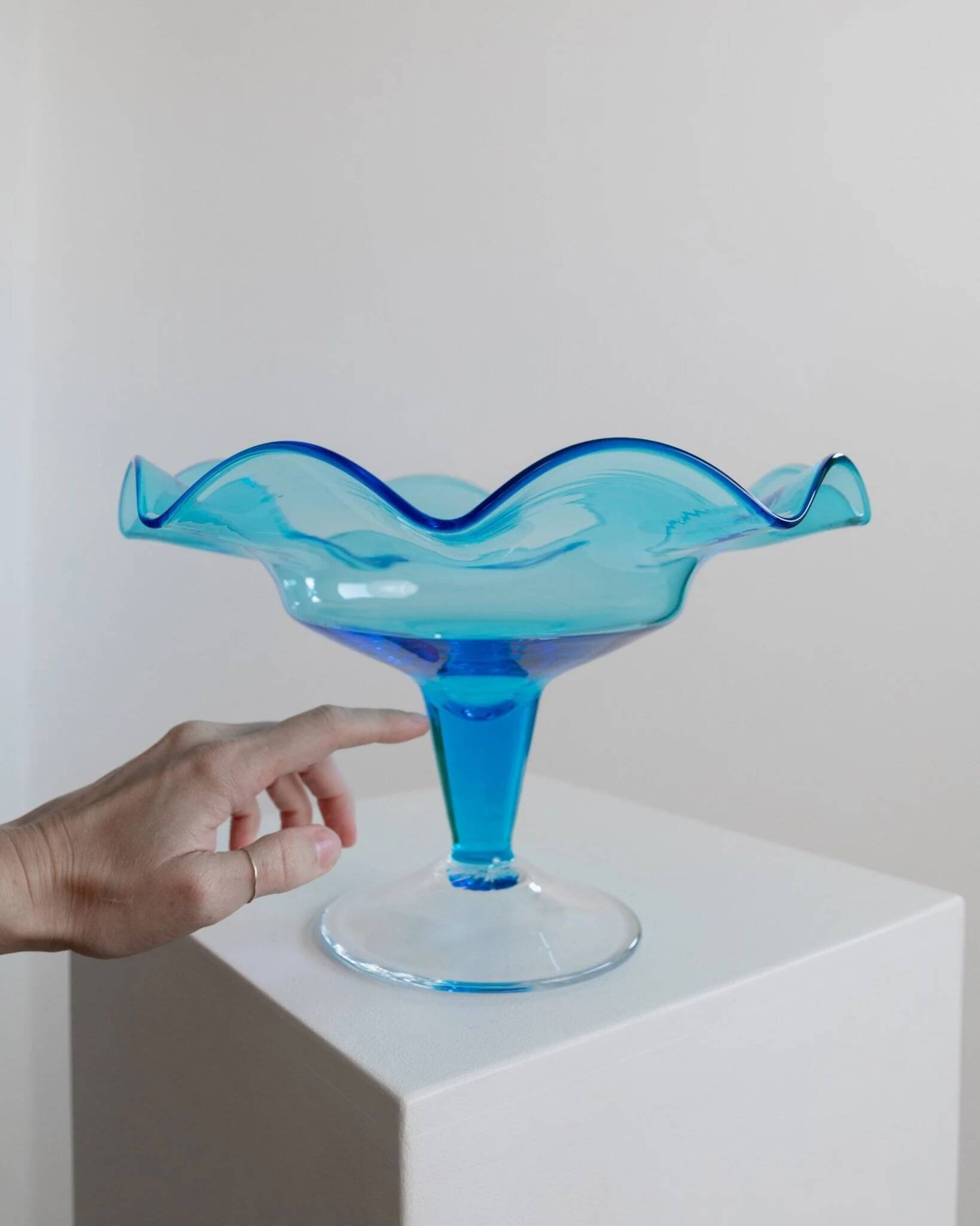 Blue Murano Glass Footed Dessert Bowl, Italy 1980s - Vintage Verre-et-Cristal Art