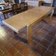 Table extensible en orme de la maison Regain des années 70
