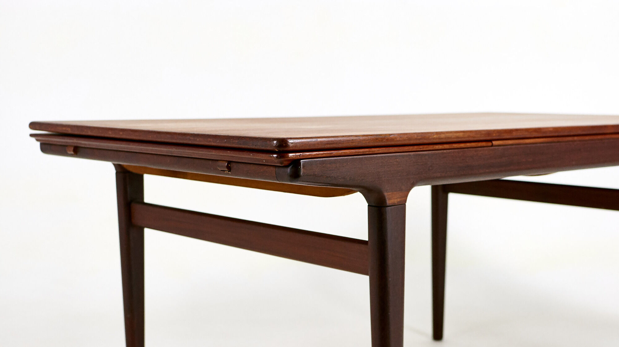 Teak dining table, Johannes Andersen for Uldum Møbelfabrik, 1960