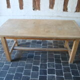 Farm table