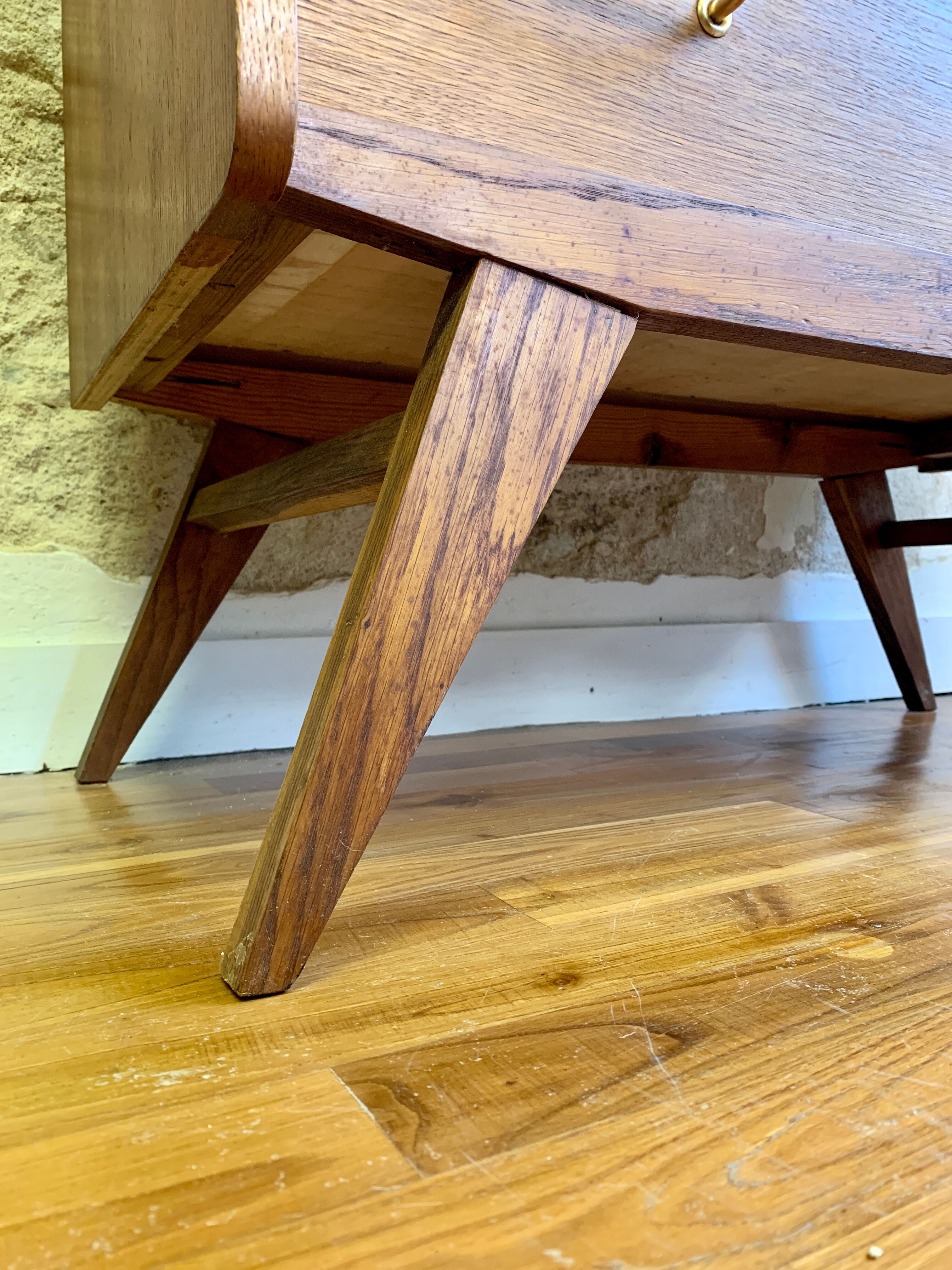Commode vintage pieds compas