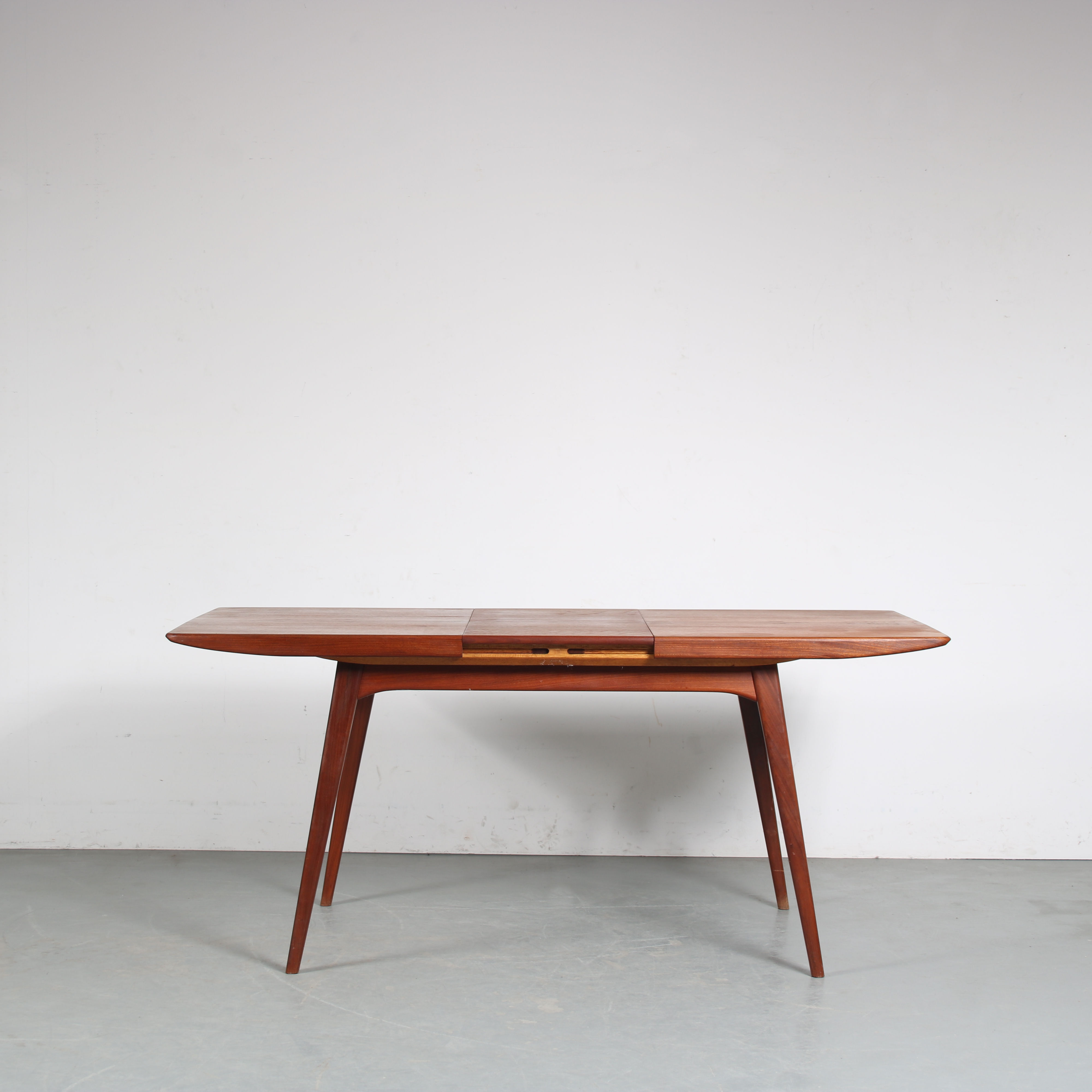 Extendible dining table by Louis van Teeffelen for Wébé, Netherlands 1950s