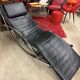 chaise longue italienne à bascule années 1980 en cuir et chrome