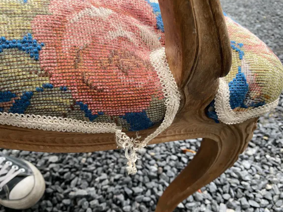 Shepherdess & sofa set