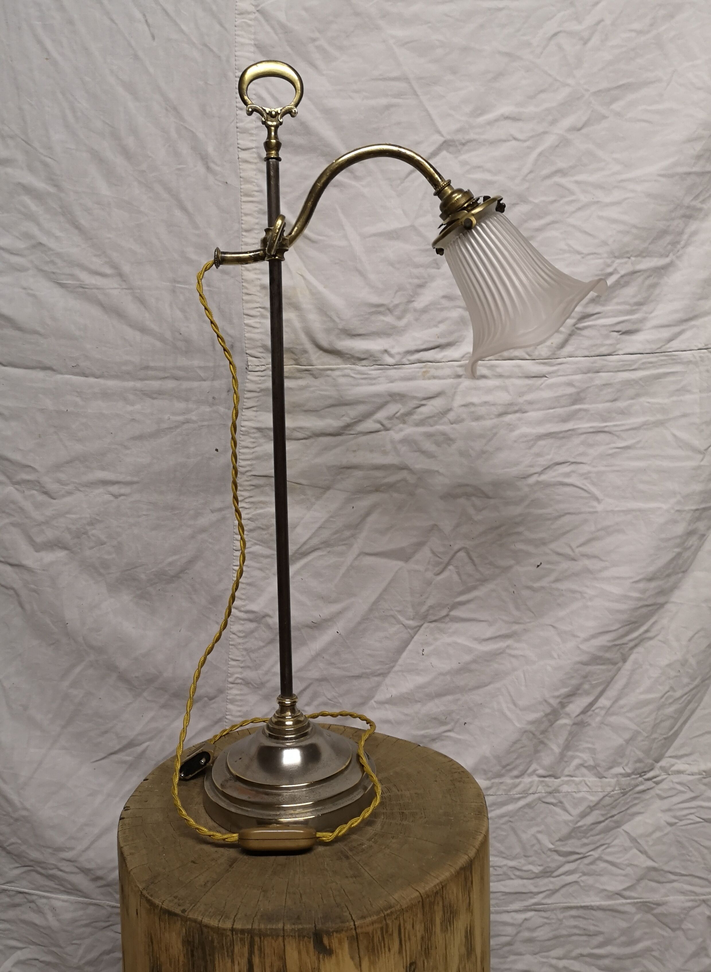Lamp notary office old
