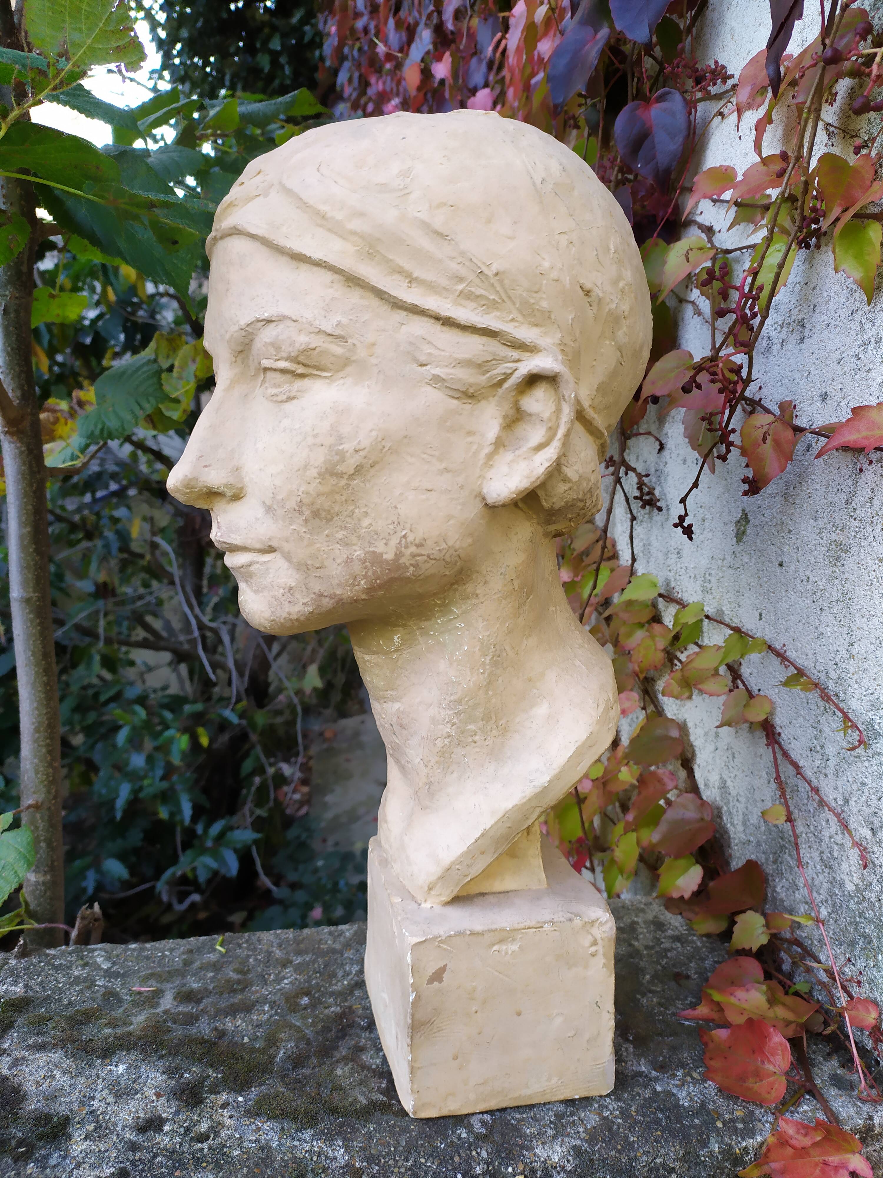 Buste en plâtre