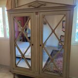 Armoire 2 portes miroirs patiné