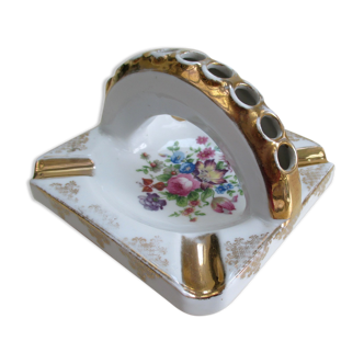 Ashtray cigarette display of porcelain France