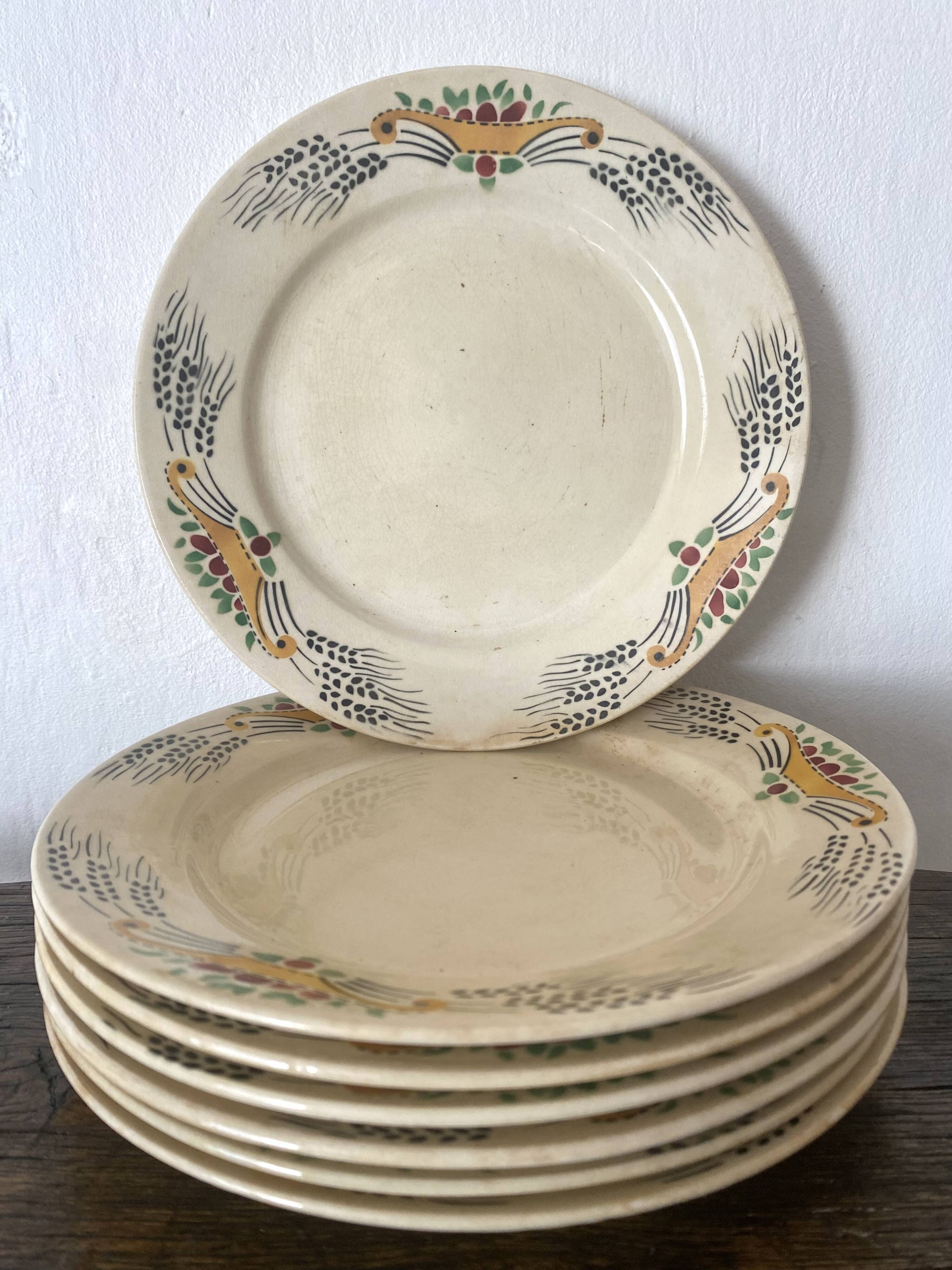 Antique plates from the early 20th century