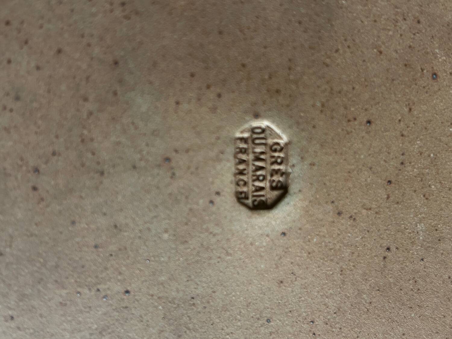 Assiettes plates Grés du Marais