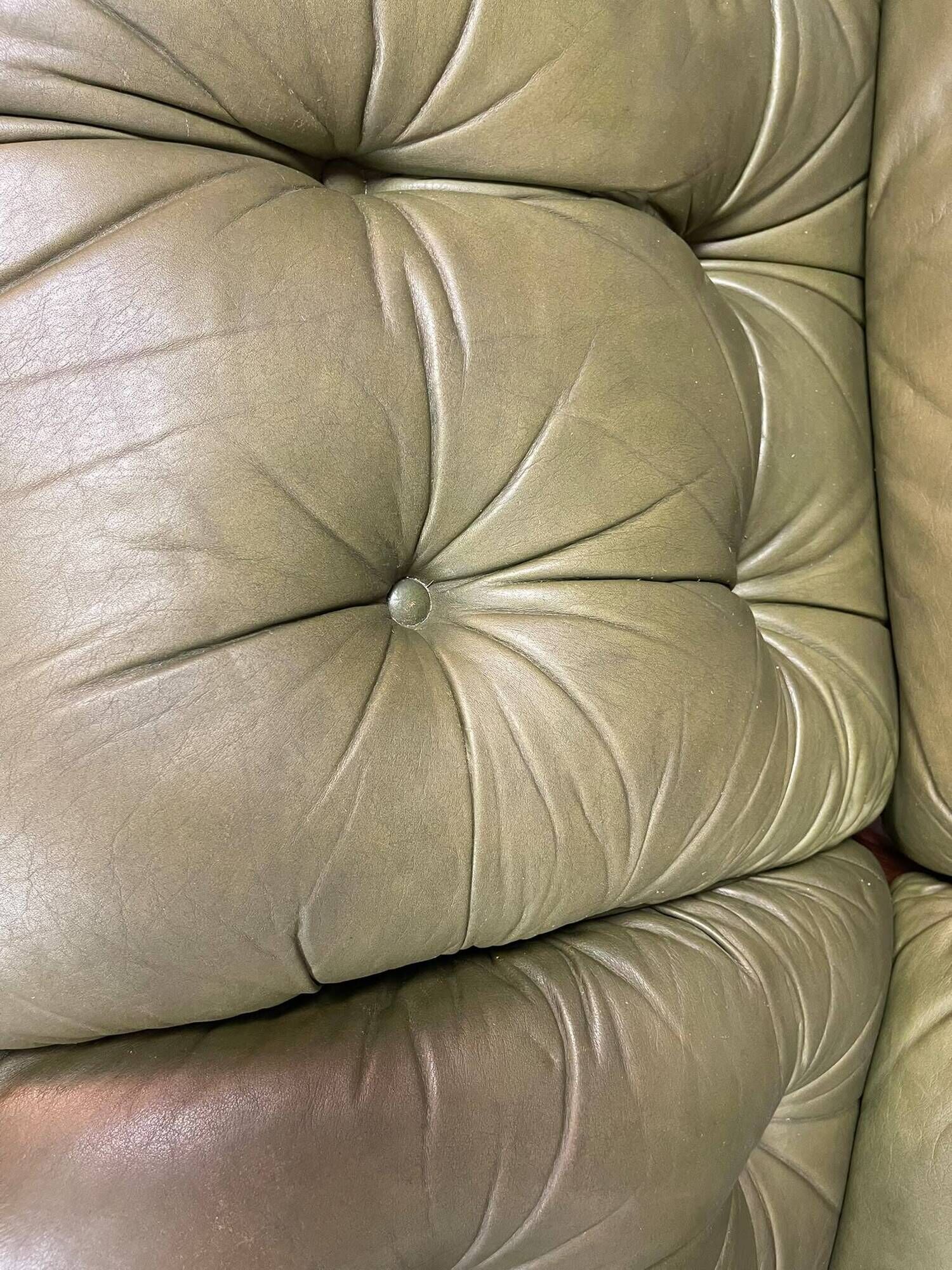 Supercomfy Scandinavian Rybo Rykken Olivegreen Leather 2-Seater Ry-Wing