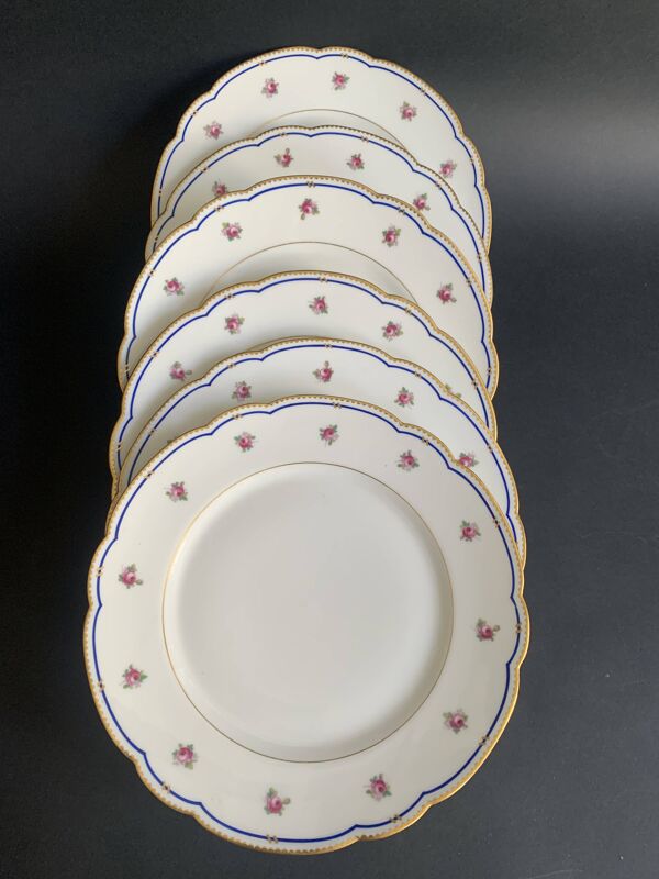 6 assiettes en porcelaine de Paris, Modèle ''A la Reine'', 1890, Damon