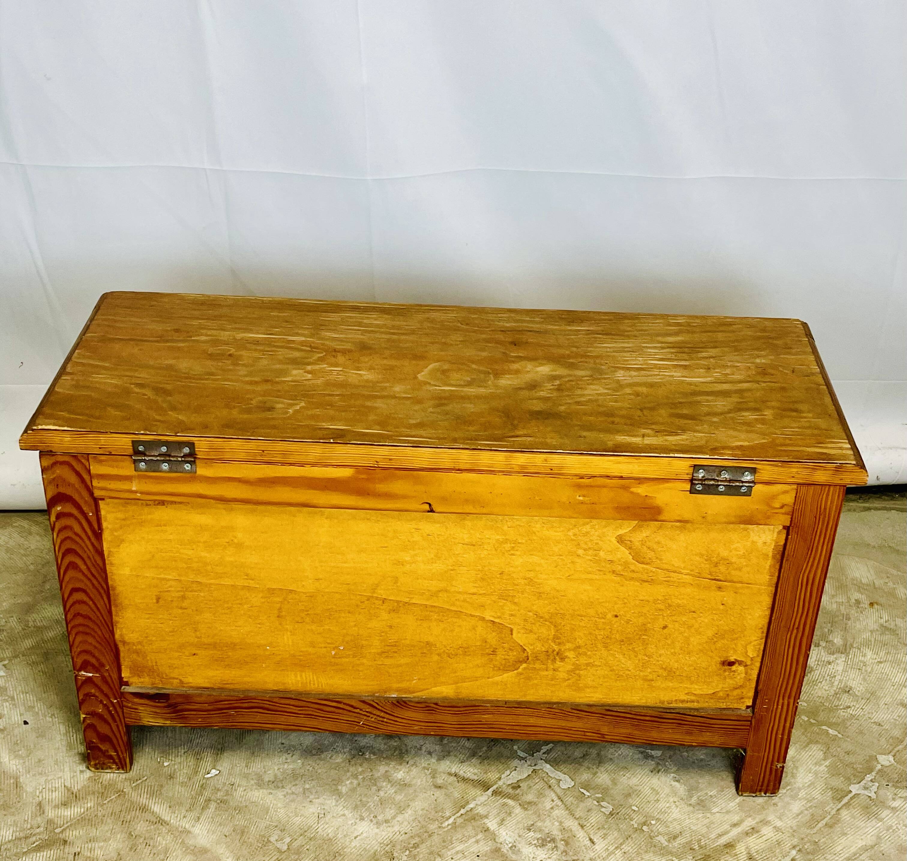 Toy chest