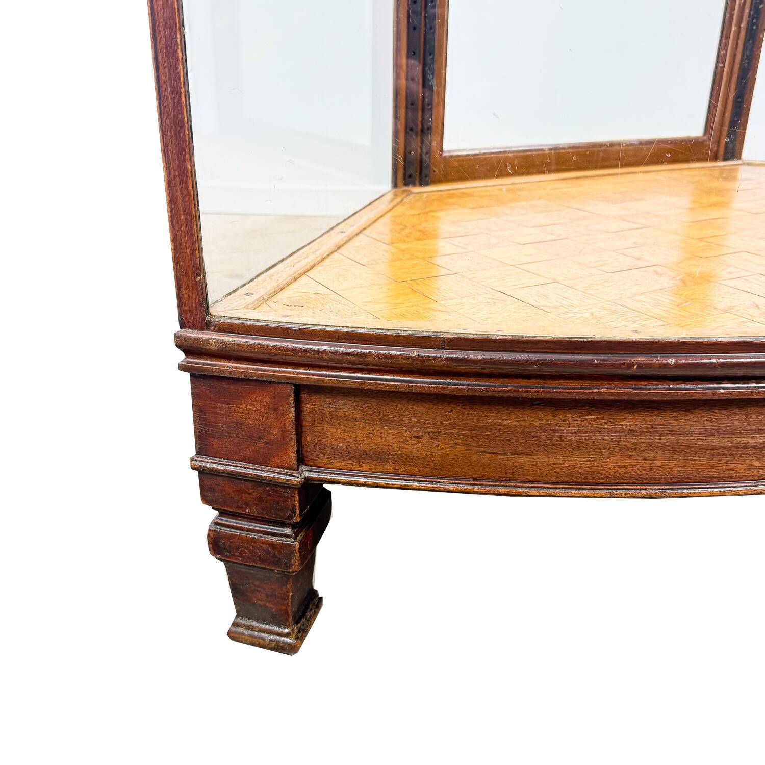 Antique Curved Glass Display Cabinet – Wooden Showcase – Early 20th Century