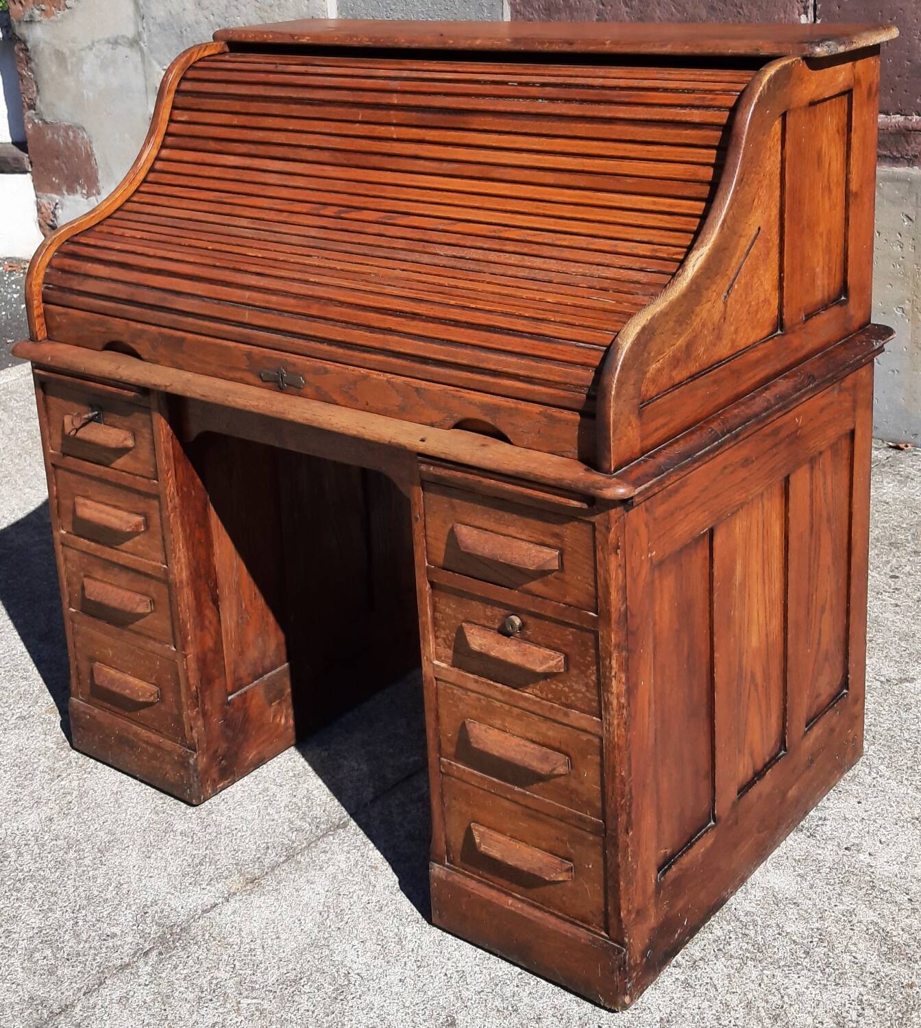 American "Roll Top" desk in oak.