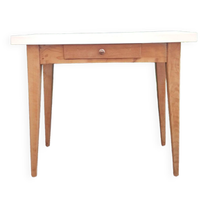 Table en bois, desserte