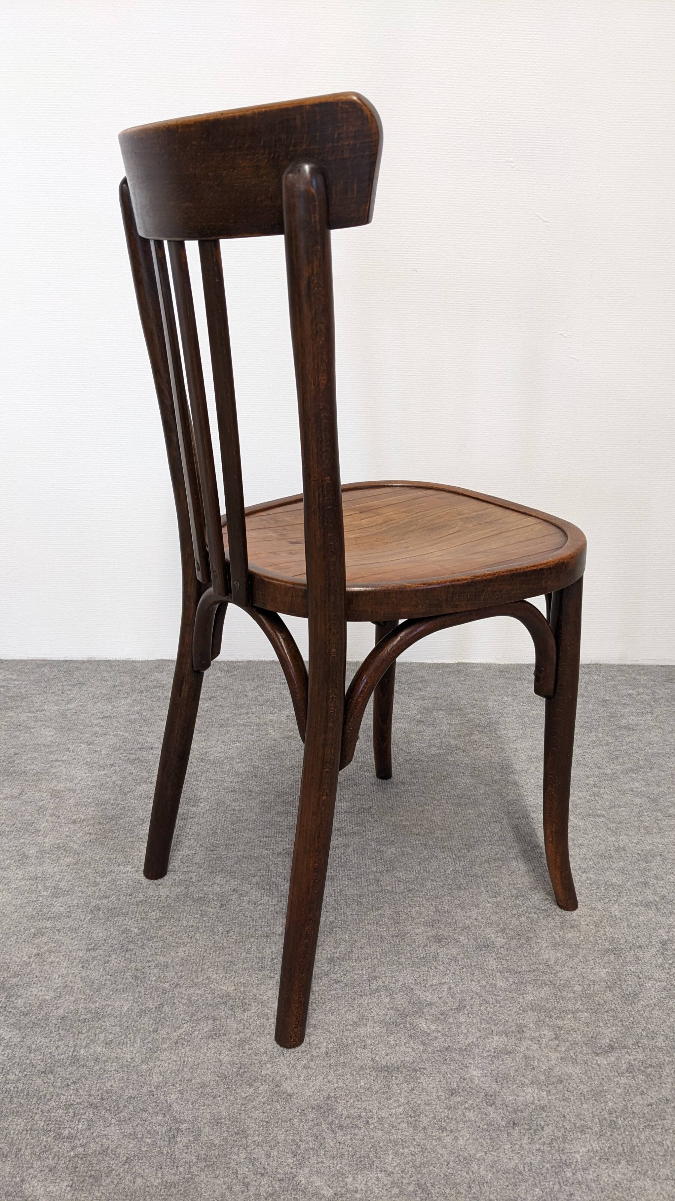 Set of 6 Baumann bistro chairs in bent beech, France circa 1930.