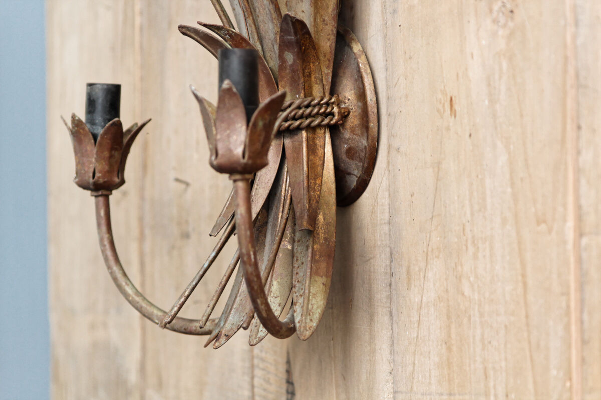 Wall lamp, sheaf of wheat