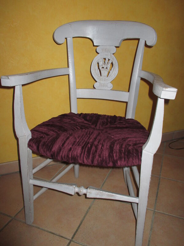 Fauteuil ancien provencal