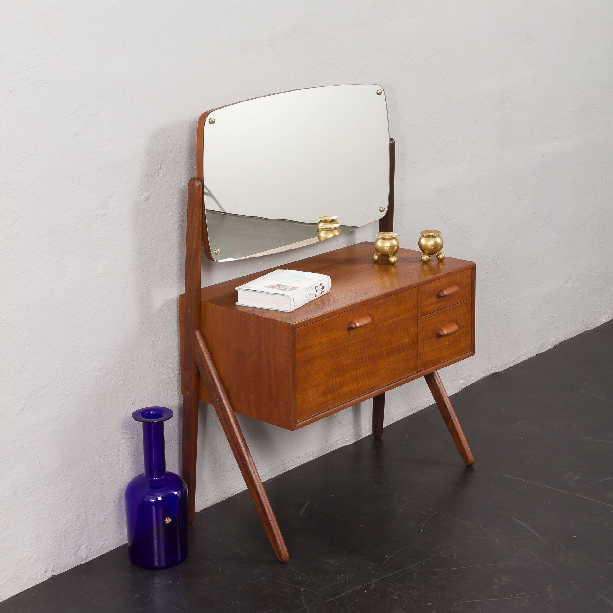 Mid-century Danish Teak Dressing Table from Ølholm Møbelfabrik,1960s
