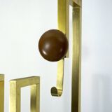 Portemanteau en laiton et bois du milieu du siècle. Italie années 1970