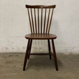 Pastoe spindle back chair