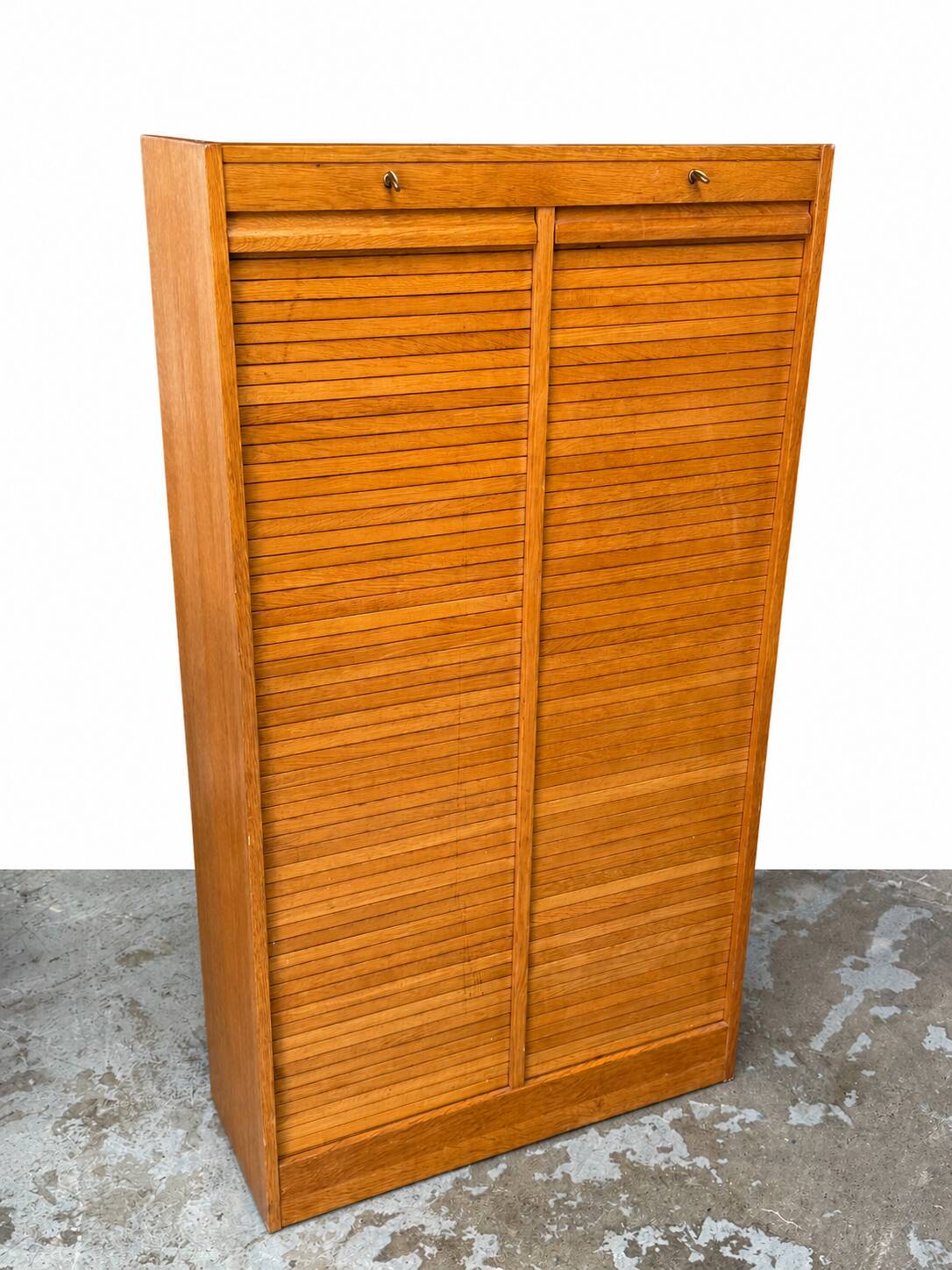 Curtain furniture