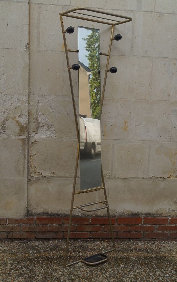 1960 design wall coatrack