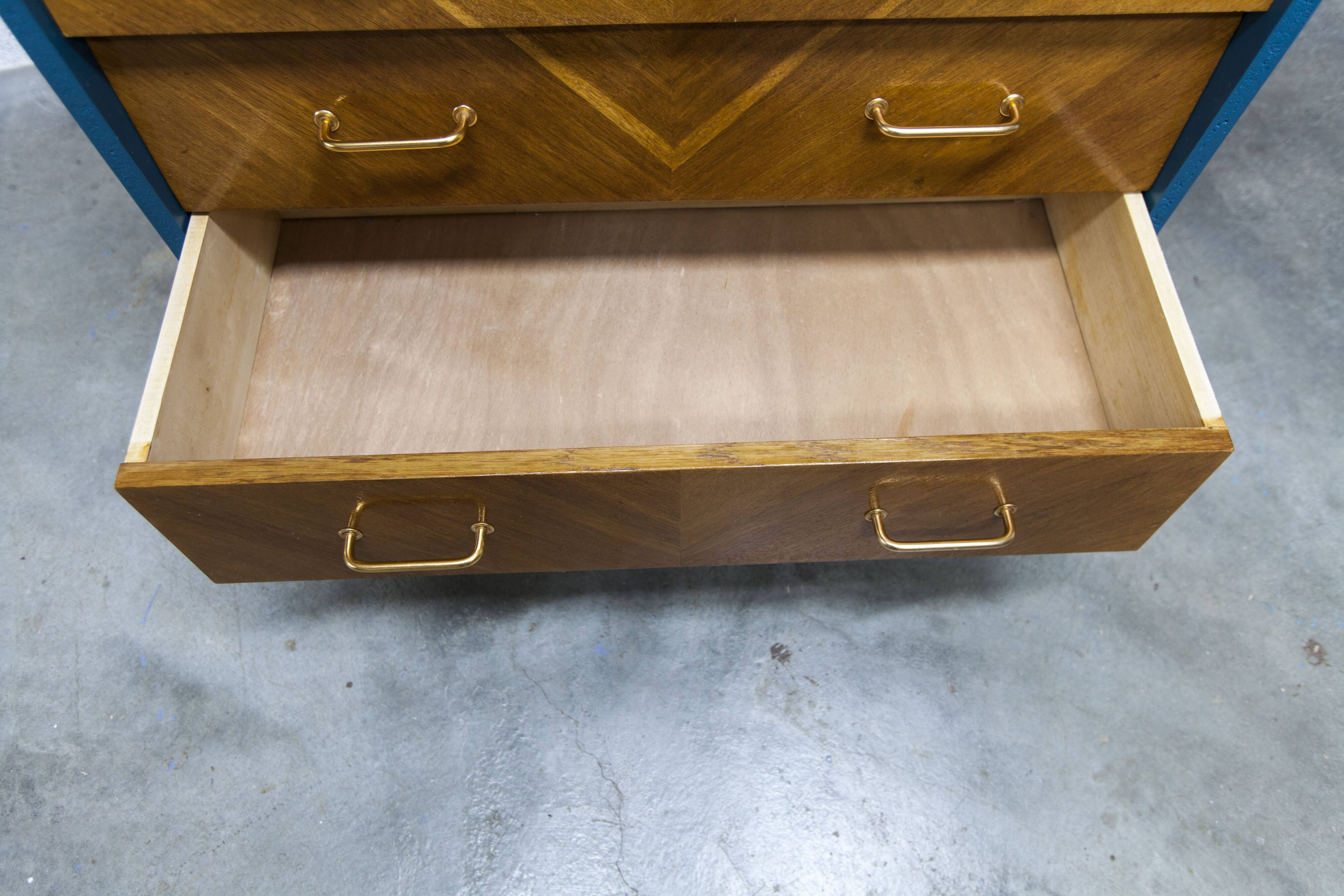 Atypical 1960s Scandinavian chest of drawers in blue Ainhoa Satiné with 4 drawers.