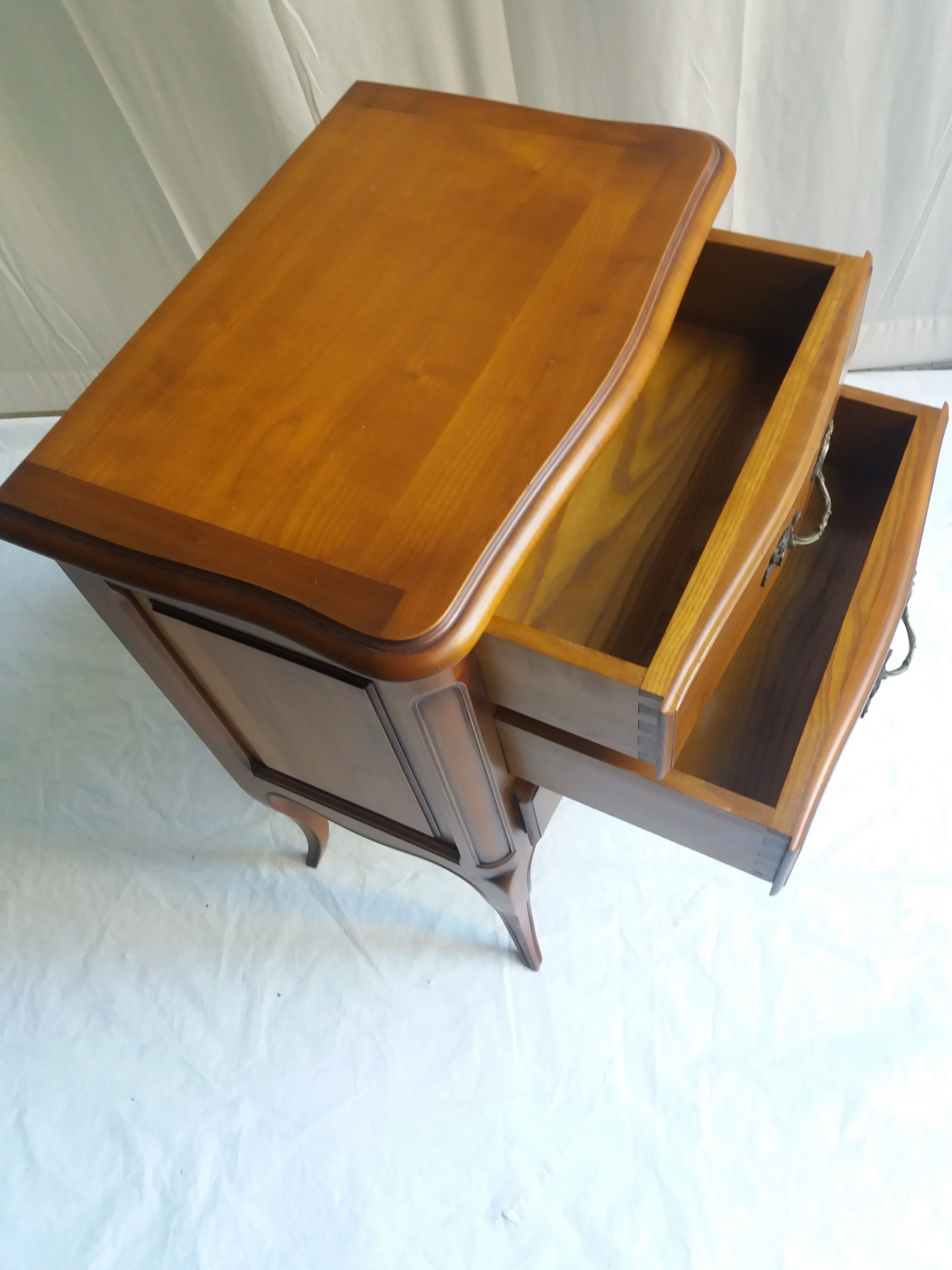 DRESSER LOUIS XV STYLE JUMPER