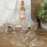 Set of 16 mismatched crystal glasses medium model