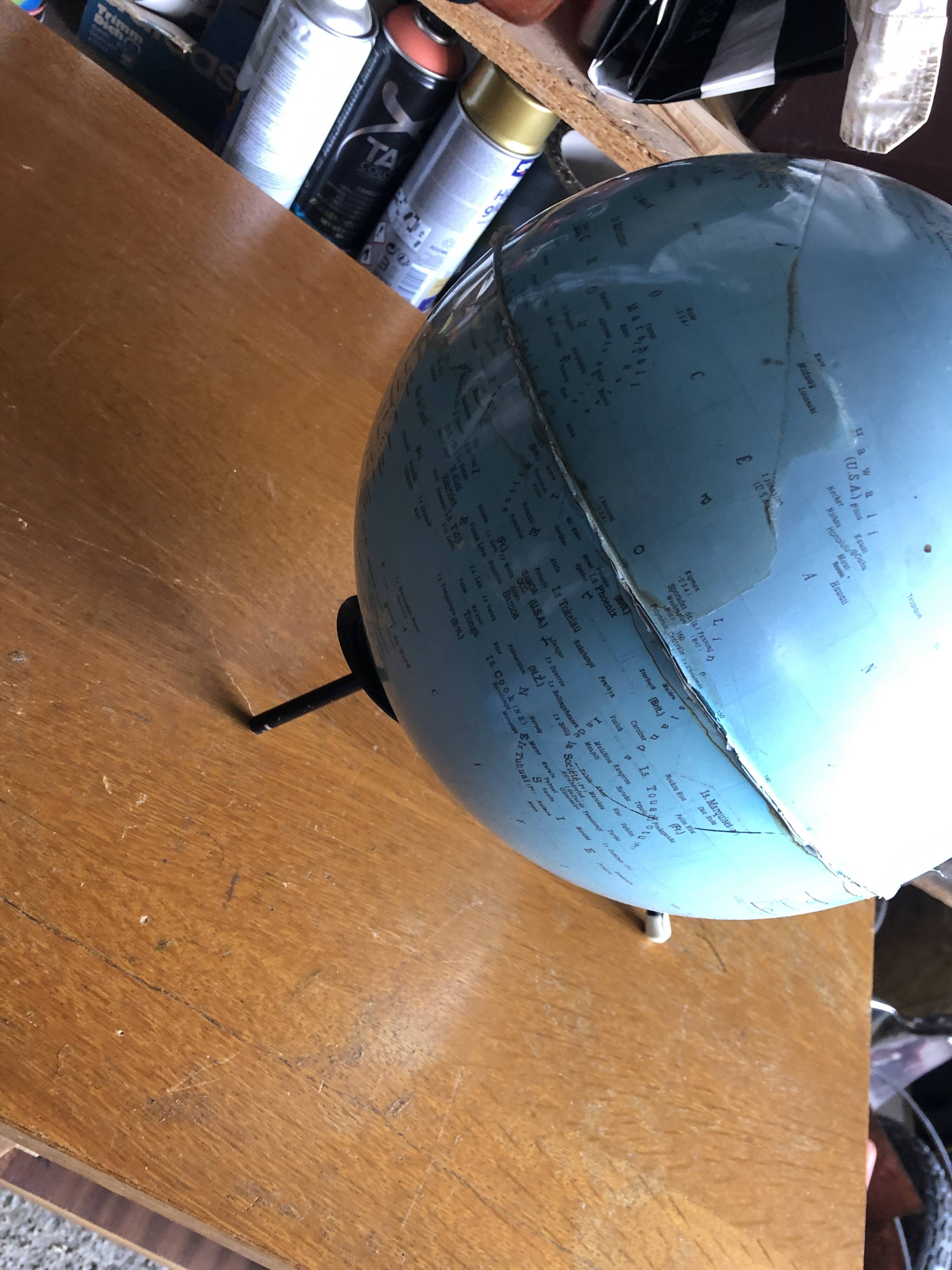 Girard and Barrère terrestrial globe on tripod base / vintage 50s-60s