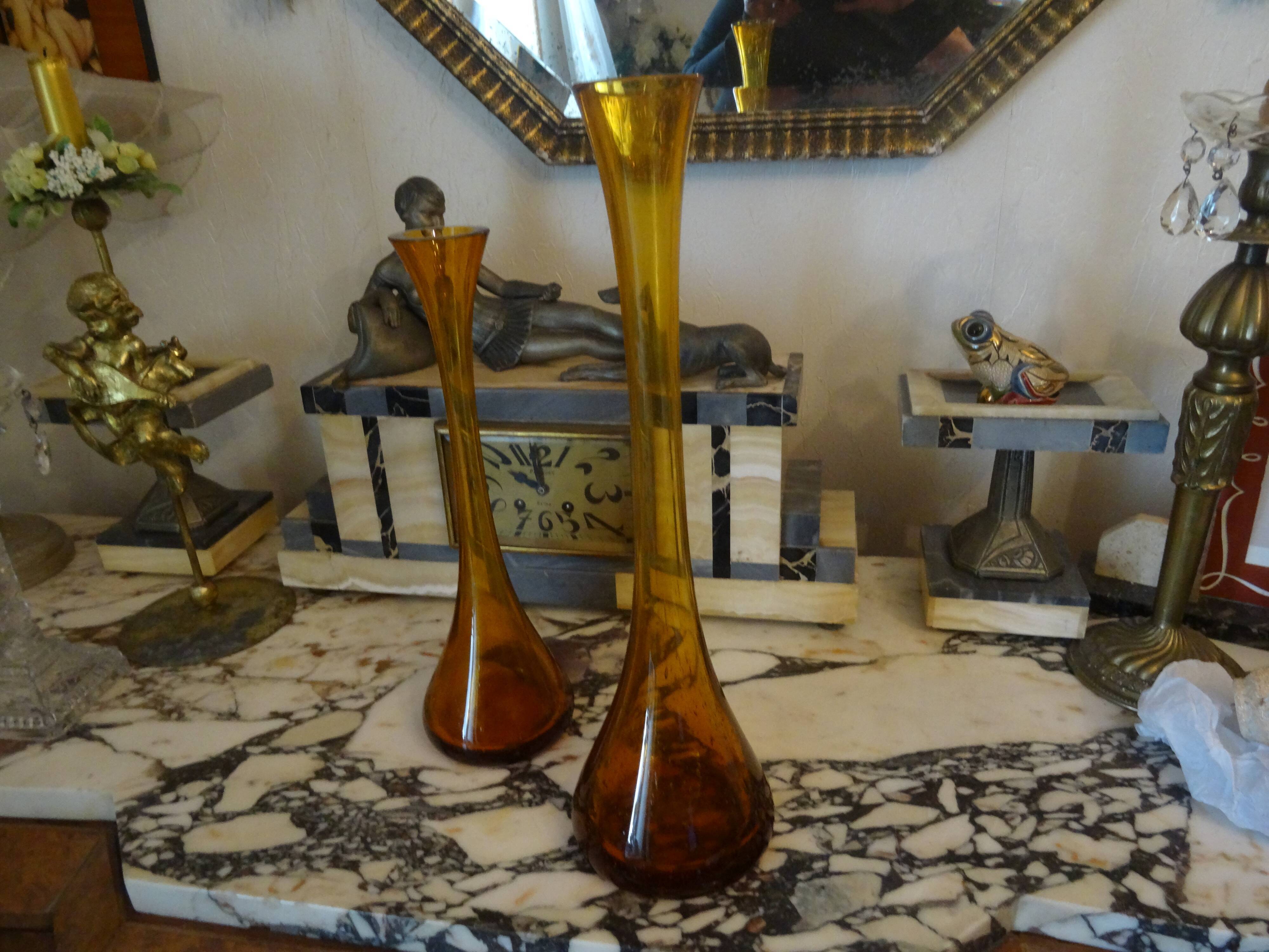 Duo de vases en cristal fumé