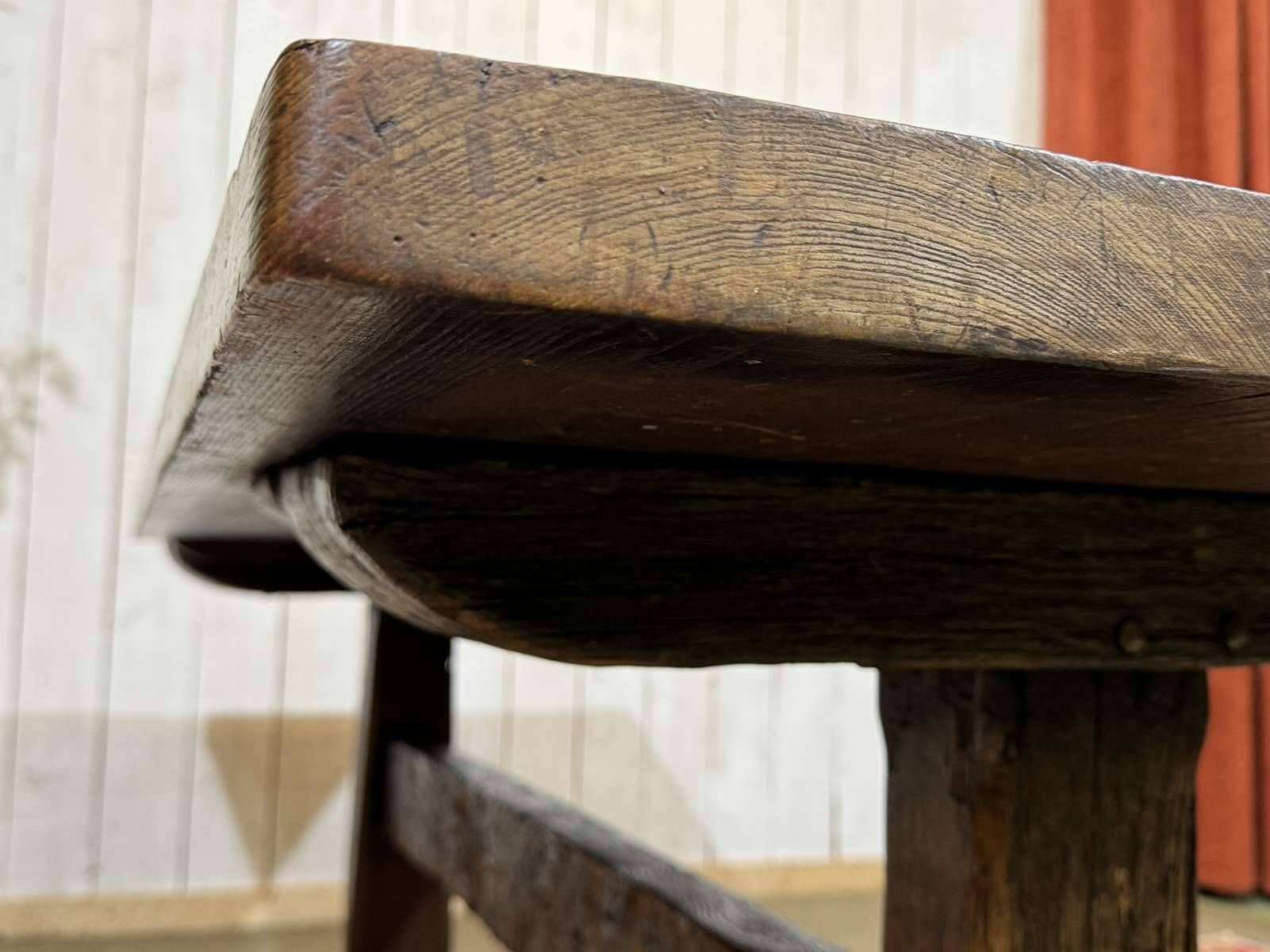 Table monastère anglaise en chêne XIXème